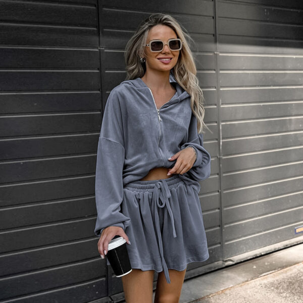 2025 Fall Silver Fox Fleece Set – Women's Hoodie & 3'' Shorts, Street Style Cozy Loungewear Outfitv